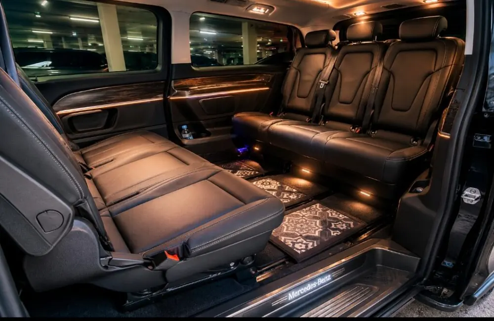 Intérieur de van premium pour un service de navette privée