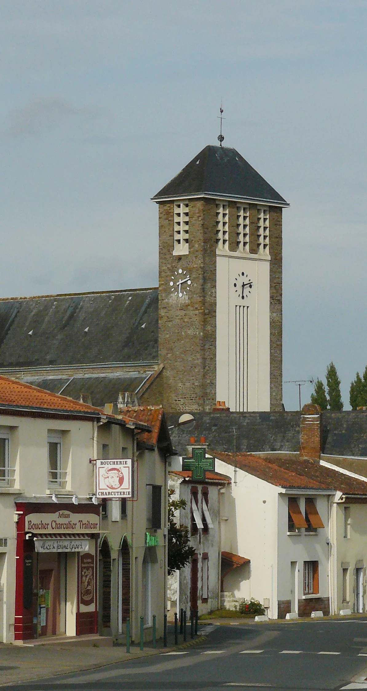 Église Saint-Martin dans le centre du Bignon